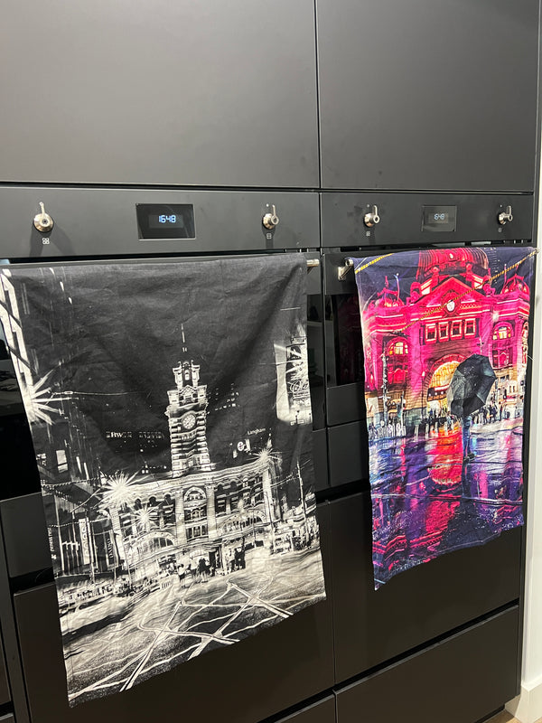 TEA TOWEL - FLINDERS BY NIGHT